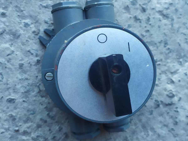 Кулачковий вимикач S25V 25A 500V Пусковий вимикач 500В SEZ 25A 0-Y 10 kW