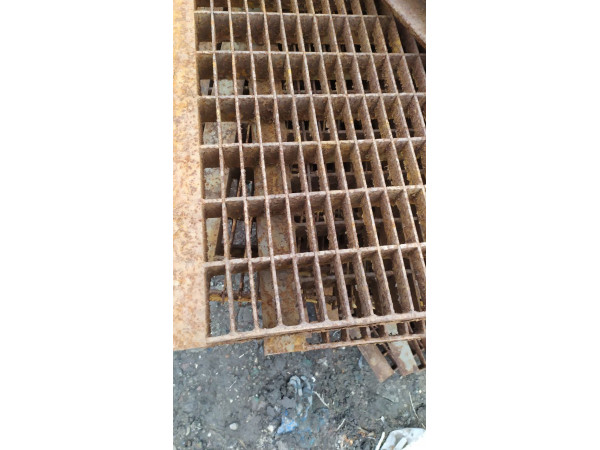2x1 meter dirt-trapping grid