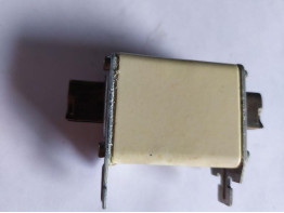 Предохранитель DEZ PH 00 500V 32A 100kA CSN 35 44715